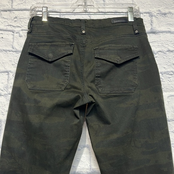 Blank NYC Camouflage Cuffed Joggers Size 28 - Picture 5 of 5